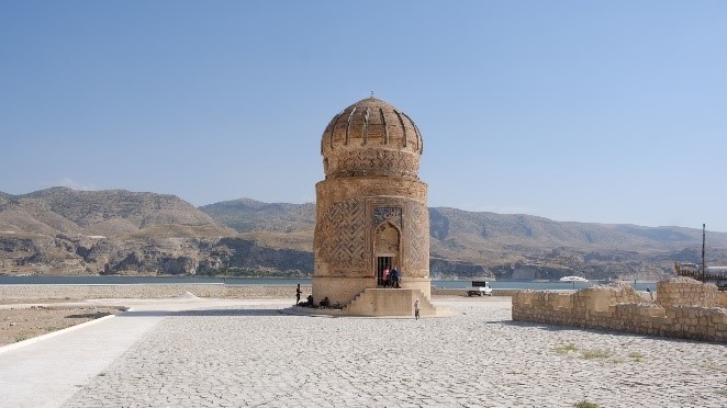 Mausoleo de Zeynel Bey
