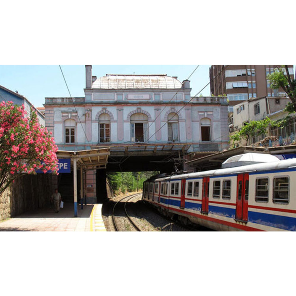 La histórica estación de Göztepe, ESTAMBUL